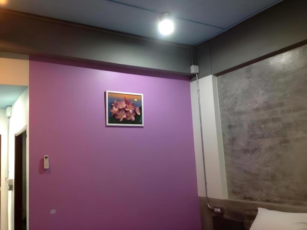 ポーンシリ ホテル シーサケート Sisaket エクステリア 写真